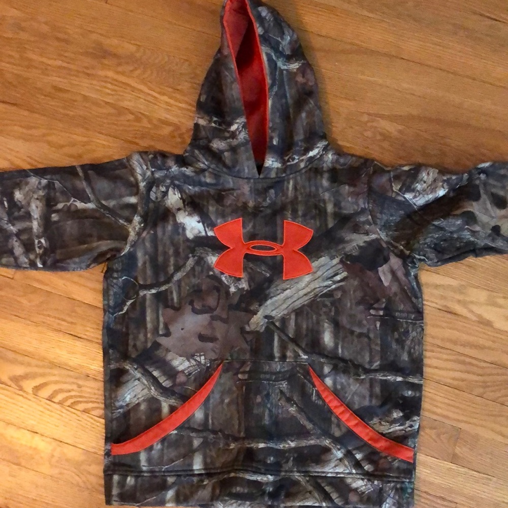 Under Armour YXL hoodie sweatshirt
